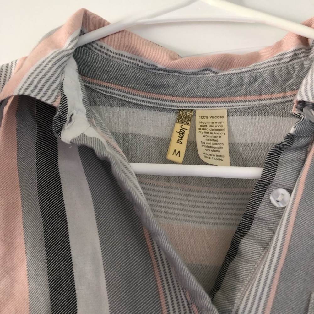 Shirt - Picture 3 of 3
